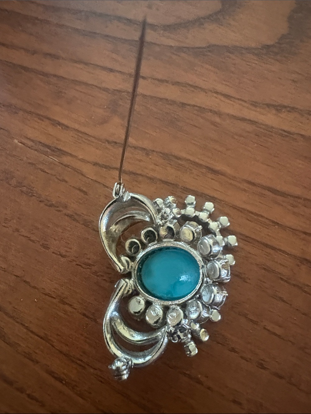 VTG - Turquoise Center Crystal Drop Brooch - Women Jewelry - Picture 4 of 4